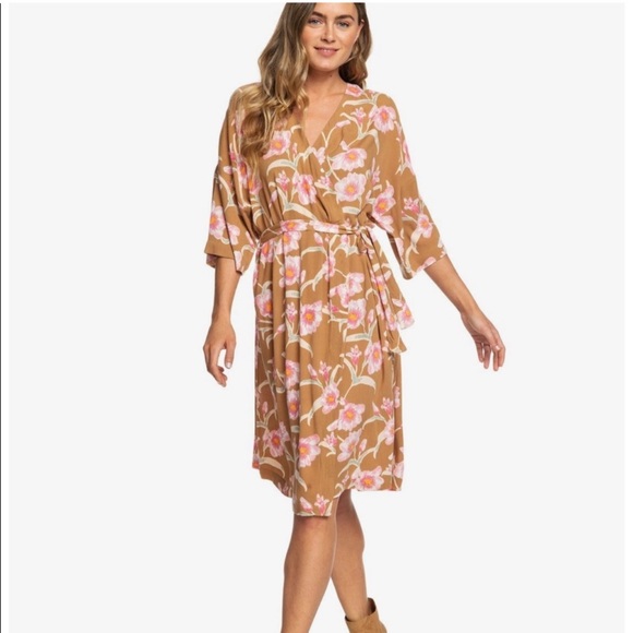 Roxy Dresses & Skirts - ROXY Privy Places Kimono Wrap Dress